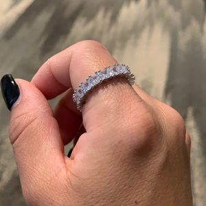 Strip of diamonds
